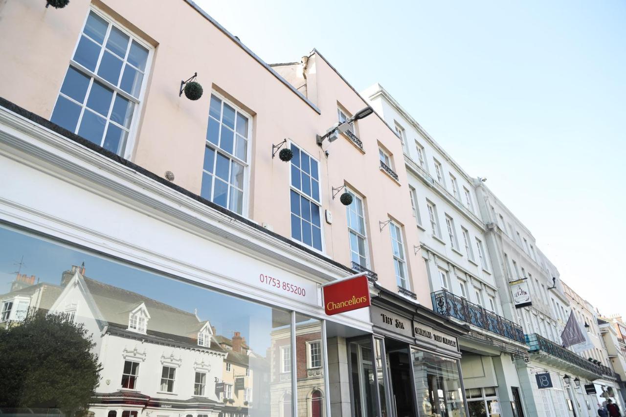 Letting Serviced Apartments - Guards View, Windsor Exterior foto